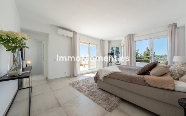 Wiederverkauf - Wohnung - Marbella - Nueva Andalucía