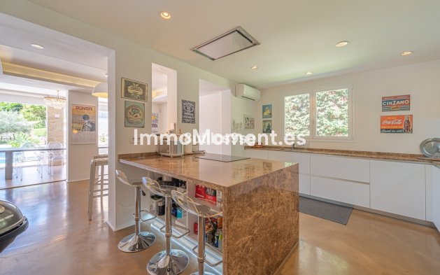 Wiederverkauf - Villa - Marbella - Nueva Andalucía