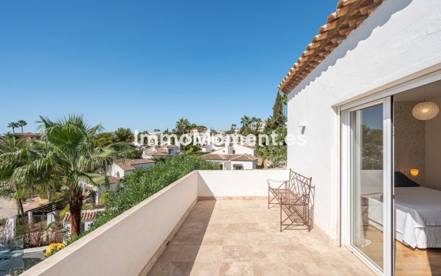 Wiederverkauf - Villa - Marbella - Nueva Andalucía