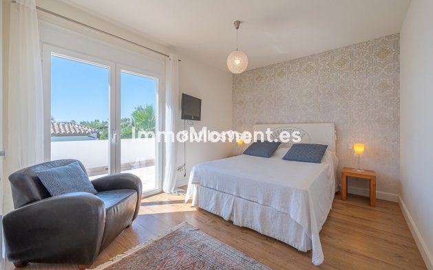 Wiederverkauf - Villa - Marbella - Nueva Andalucía