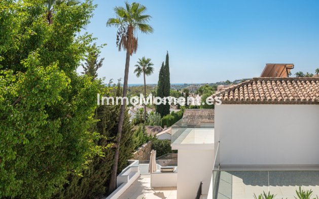 Wiederverkauf - Villa - Marbella - Nueva Andalucía
