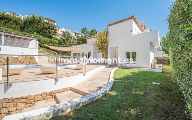 Wiederverkauf - Villa - Marbella - Nueva Andalucía