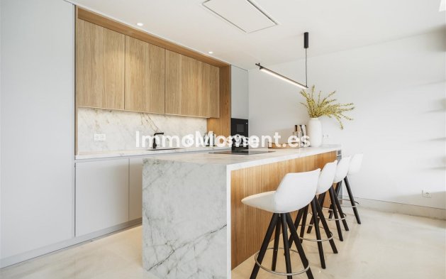 Reventa - Apartamento - Marbella - Aloha