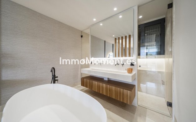 Reventa - Apartamento - Marbella - Aloha