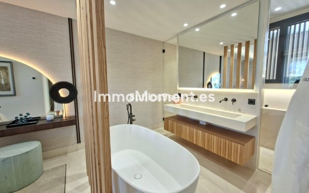 Reventa - Apartamento - Marbella - Aloha