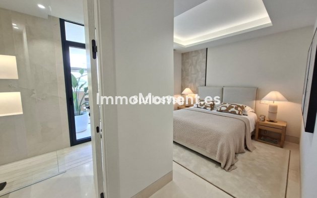 Reventa - Apartamento - Marbella - Aloha