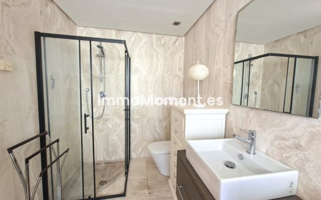 Revente - Maison mitoyenne - Manilva