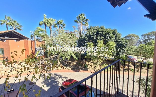 Revente - Maison mitoyenne - Manilva