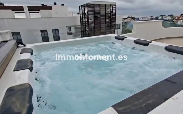 Wiederverkauf - Wohnung - Estepona  - Estepona Centro