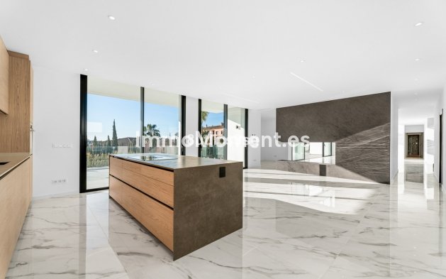 Resale - Villa - Benahavís - Benahavís Centro