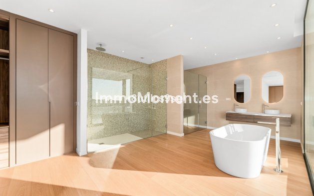 Resale - Villa - Benahavís - Benahavís Centro