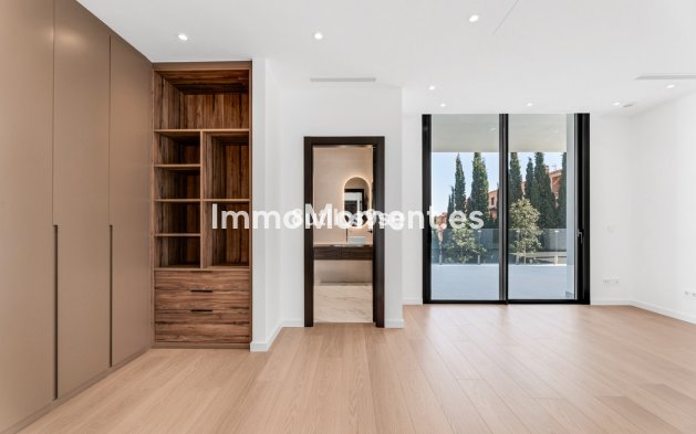 Resale - Villa - Benahavís - Benahavís Centro