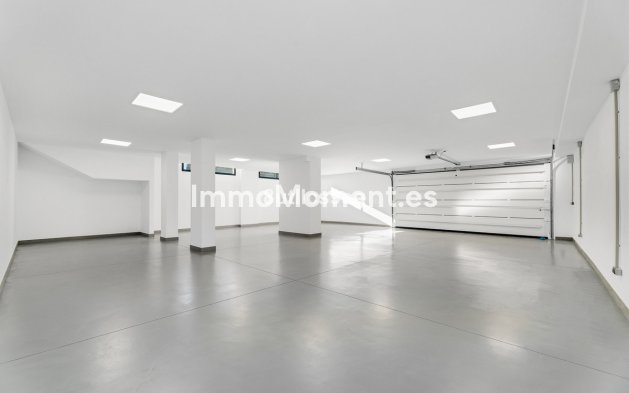 Resale - Villa - Benahavís - Benahavís Centro