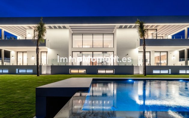 Resale - Villa - Benahavís - Benahavís Centro