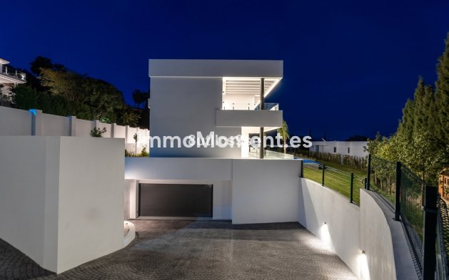 Resale - Villa - Benahavís - Benahavís Centro