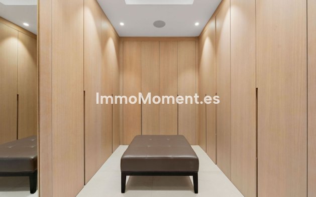 Revente - Villa - Marbella - Nueva Andalucía