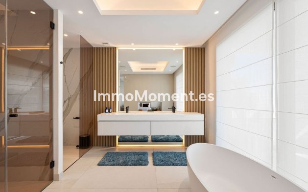 Revente - Villa - Marbella - Nueva Andalucía