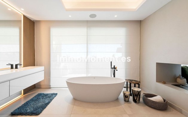 Revente - Villa - Marbella - Nueva Andalucía