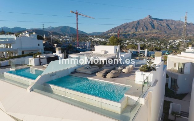 Revente - Villa - Marbella - Nueva Andalucía