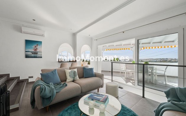 Revente - Villa - Marbella - Nueva Andalucía