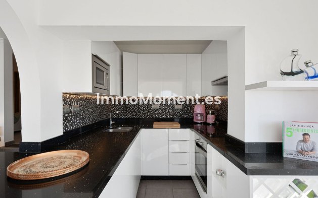 Revente - Villa - Marbella - Nueva Andalucía