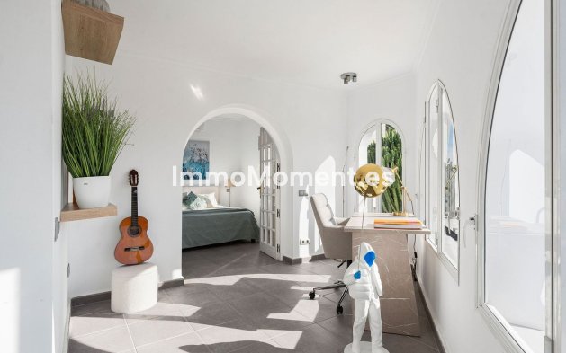 Revente - Villa - Marbella - Nueva Andalucía