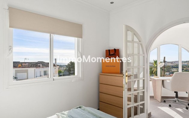 Revente - Villa - Marbella - Nueva Andalucía