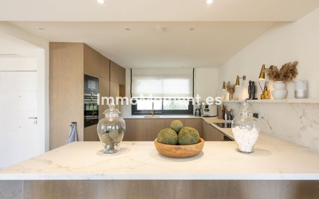 Reventa - Apartamento - Benahavís - Benahavís Centro