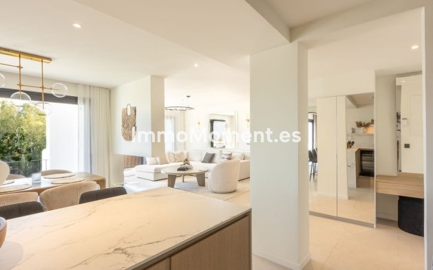 Reventa - Apartamento - Benahavís - Benahavís Centro