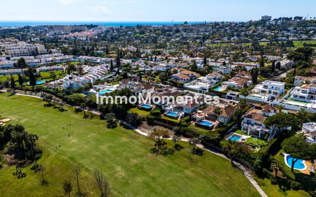 Wiederverkauf - Villa - Marbella - Aloha