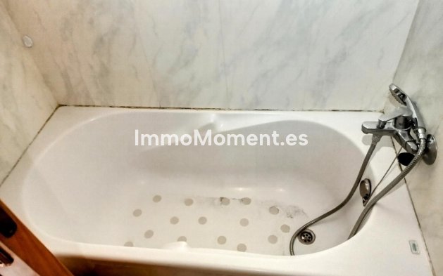 Wiederverkauf - Wohnung - Torremolinos - La Carihuela