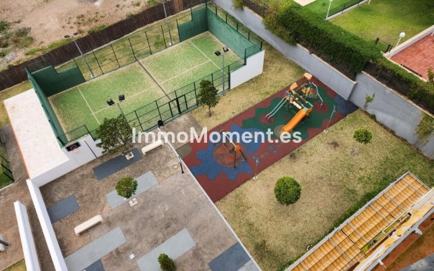Revente - Appartement - Málaga - Teatinos