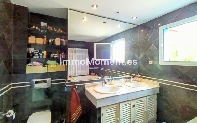 Revente - Villa - Málaga - Guadalmar