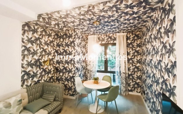 Wiederverkauf - Wohnung - Málaga - Málaga Centro