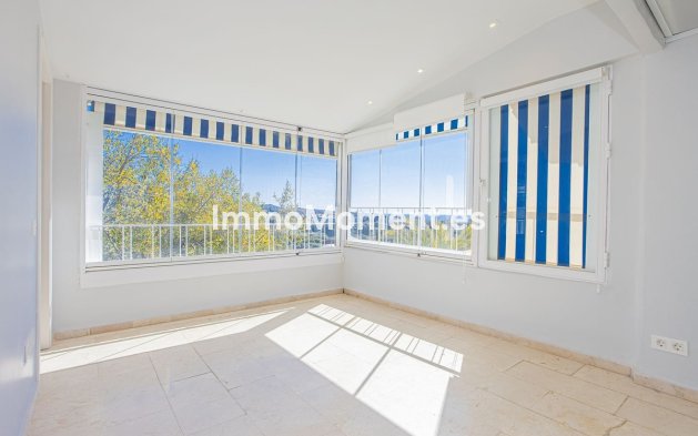 Resale - Apartment - Marbella - Río Real
