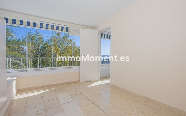 Resale - Apartment - Marbella - Río Real