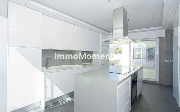 Resale - Apartment - Marbella - Río Real