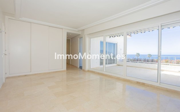 Resale - Apartment - Marbella - Río Real
