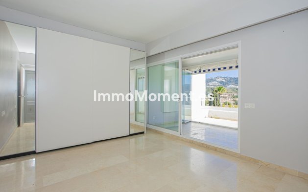 Resale - Apartment - Marbella - Río Real
