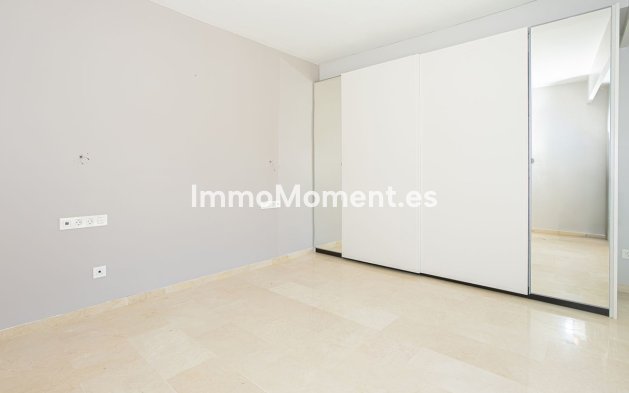 Resale - Apartment - Marbella - Río Real