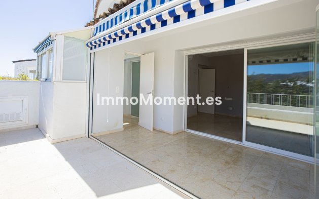 Resale - Apartment - Marbella - Río Real