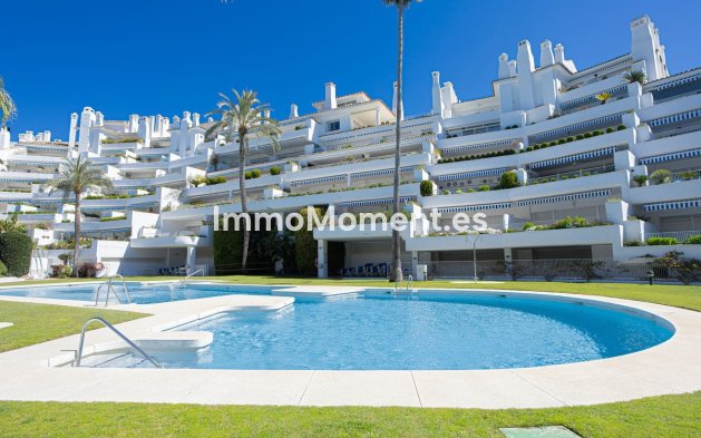 Resale - Apartment - Marbella - Río Real