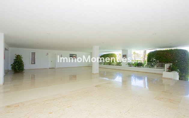Resale - Apartment - Marbella - Río Real
