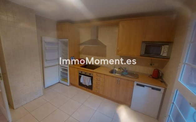 Resale - Apartment - Manilva - La Duquesa