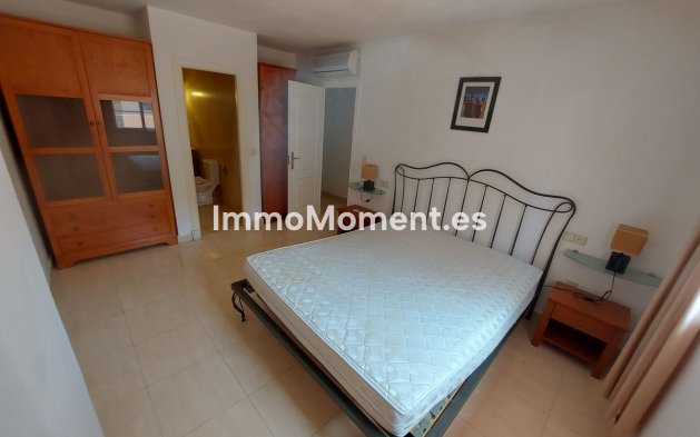 Resale - Apartment - Manilva - La Duquesa