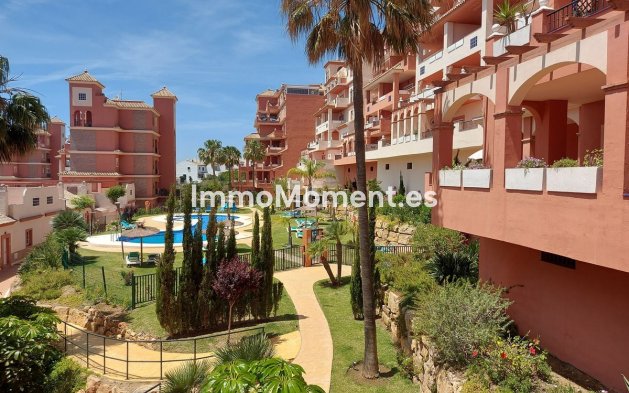 Resale - Apartment - Manilva - La Duquesa