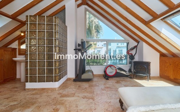 Wiederverkauf - Villa - Marbella - The Golden Mile