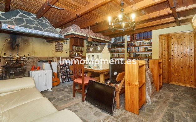 Wiederverkauf - Villa - Marbella - The Golden Mile