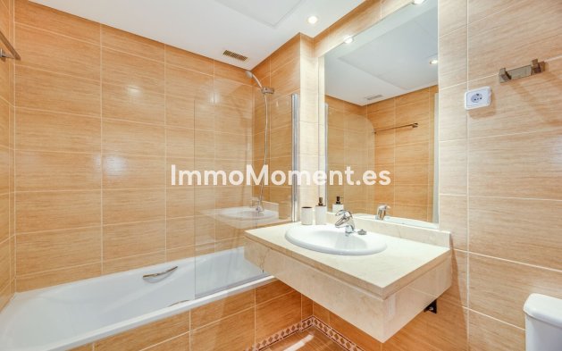 Wiederverkauf - Wohnung - Marbella - Nueva Andalucía