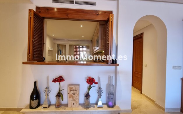Revente - Appartement - Estepona  - Estepona Centro